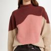 Turtle & Mock Necks * | Budget Theory Brushed Intarsia Sweater Basswood/Salmon/Oxblood