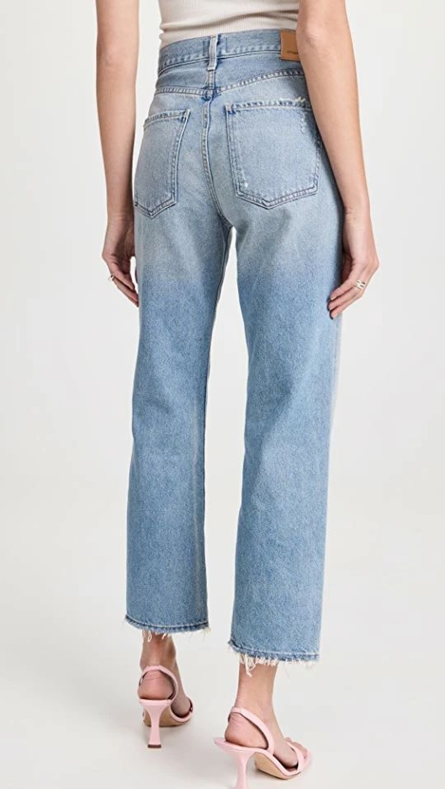 Distressed Jeans * | Outlet Citizens Of Humanity Emery Crop Relaxed Straight Jeans Crescent